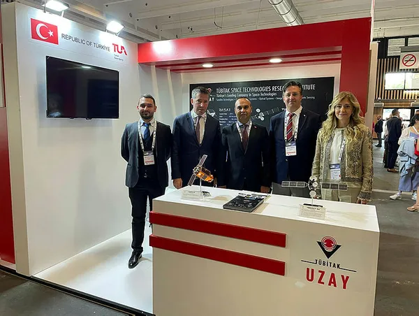 turkiye-uzay-ve-havacilik-calismalarini-dunyaya-tanitiyor-1663516806452.jpg Türkiye, uzay ve havacılık çalışmalarını dünyaya tanıtıyor