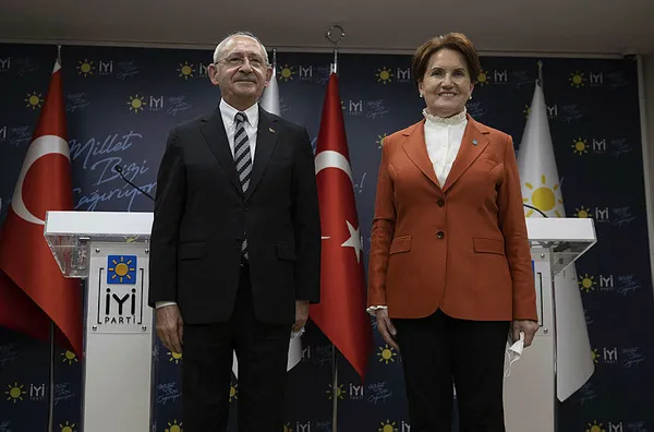 1677877780088.jpg Eski CHP Milletvekili Mehmet Sevigen İYİ Parti'nin koalisyondan ayrılışını değerlendirdi: İmamoğlu ve Yavaş çıkıp haddini bildirmeliydi - 6