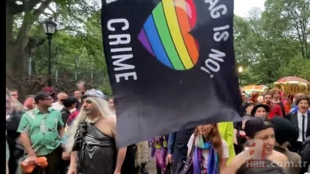 LGBT terörü gerçek yüzünü gösterdi! İğrenç sloganlarla yürüdüler: Çocuklarınız için geliyoruz | Avrupa’da aileler ayaklandı