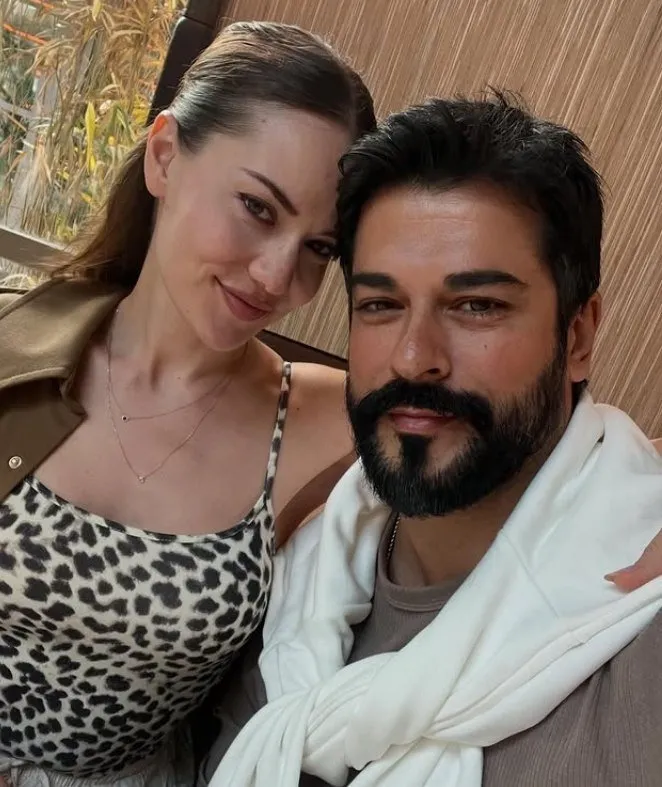 Kuruluş Osman’ın yıldızı aşka geldi! Burak Özçivit’ten eşine romantik kutlama!