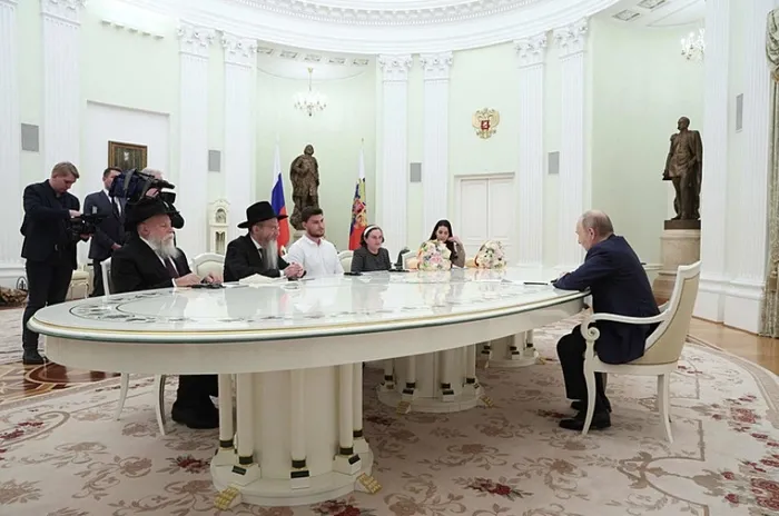 putrinden-hamasa-tesekkur-ricamizi-dikkate-alarak-insani-adim-attilar-1744884294761.jpg Foto: AFP