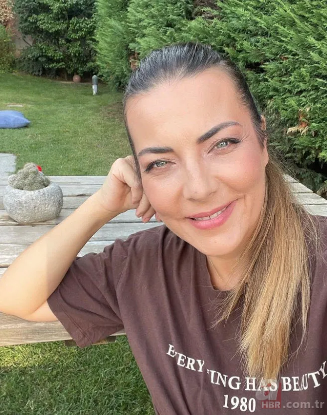 Pınar Altuğ elektrikli otomobile geçti! Yeni aracının fiyatı dudak uçuklattı 9