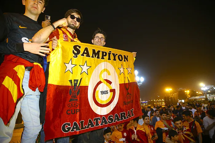 Galatasaray’ın şampiyonluğu dünya basınında! Portekizliler şaştı kaldı: Altın değerinde olan Icardi sayesinde...