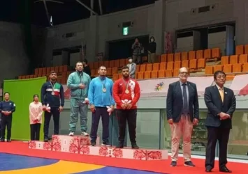 Milli atlet Berke Nergis'ten büyük başarı! Madalyanın sahibi oldu