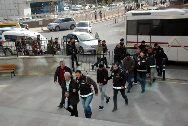 SGK’yı 5 milyon lira zarara uğratan 31 şüpheli tutuklandı