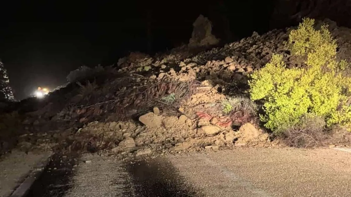 Adana'da 3 ilçeyi birbirine bağlayan yol kapandı