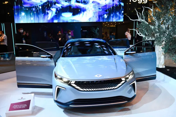 TOGG dönüşümün öncüsü olacak! Sanayi ve Teknoloji Bakanı Mustafa Varank: Seri üretim bandından indiriyoruz