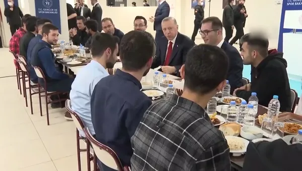 AK Parti muhalefetin ’2022’deki icraatlarını’ tek videoda topladı: Bu sene de şaşırtmadılar!