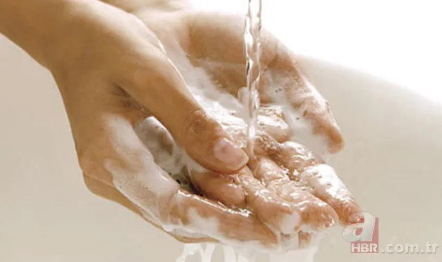 Grip olan annelere 7 emzirme kuralı! 9