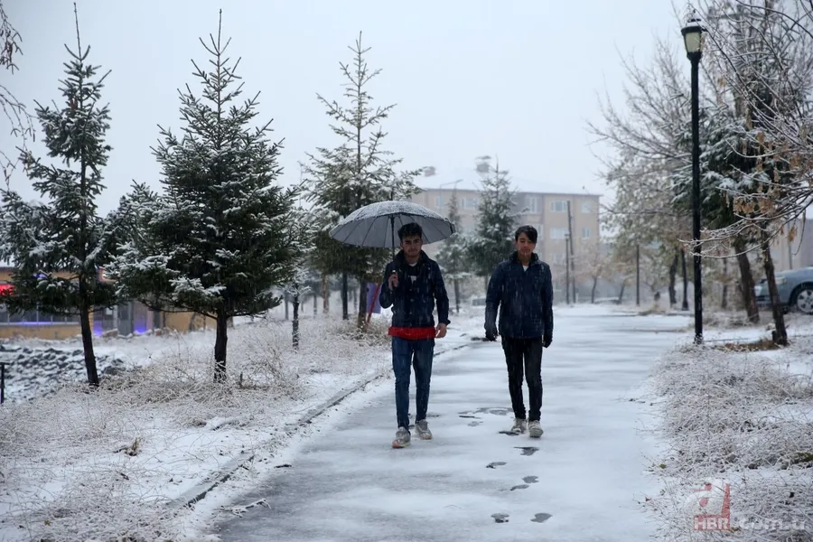 Meteorolojiden SON DAKİKA kar yağışı uyarısı! Hangi illere kar yağdı? İşte Türkiye'den kar manzaraları! 11