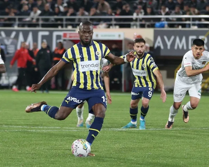Alanyaspor - Fenerbahçe maçı sonrası olay sözler! Kırmızı kart ve iptal edilen gol...