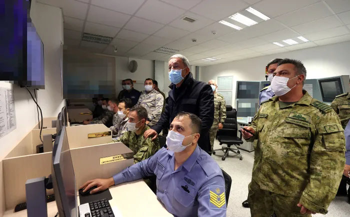 Son dakika: Bakan Akar’dan ABD ve Yunanistan’a tepki