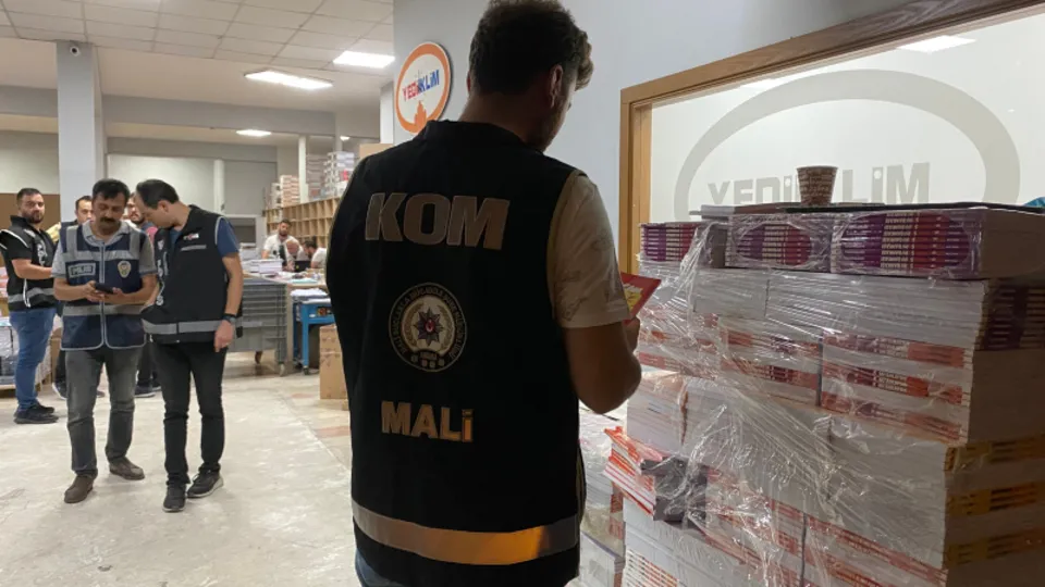 KPSS baskınında el konulan materyallerin tam listesi ortaya çıktı! Jet hızıyla soruşturma