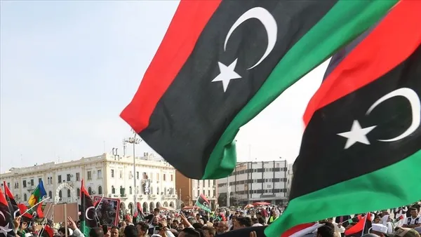 Libya'da darbeci Halife Hafter askeri görevlerini askıya aldı - 8