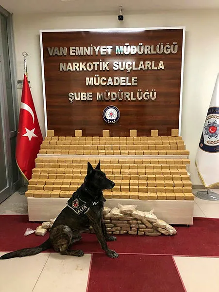 Van'da 132 kilogram eroin ele geçirildi - 1