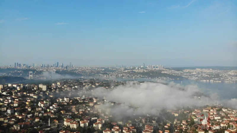 İstanbul'da etkili olan sis kartpostallık görüntüler oluşturdu 23