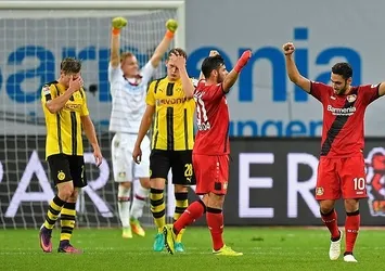Bayer Leverkusen, Hakan Çalhanoğlu'nun asistleriyle kazandı