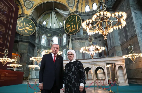 Başkan Recep Tayyip Erdoğan’ın unutamadığı anısı: Ayasofya açıldı ve zincirler kırıldı! Yunan çıldırdı