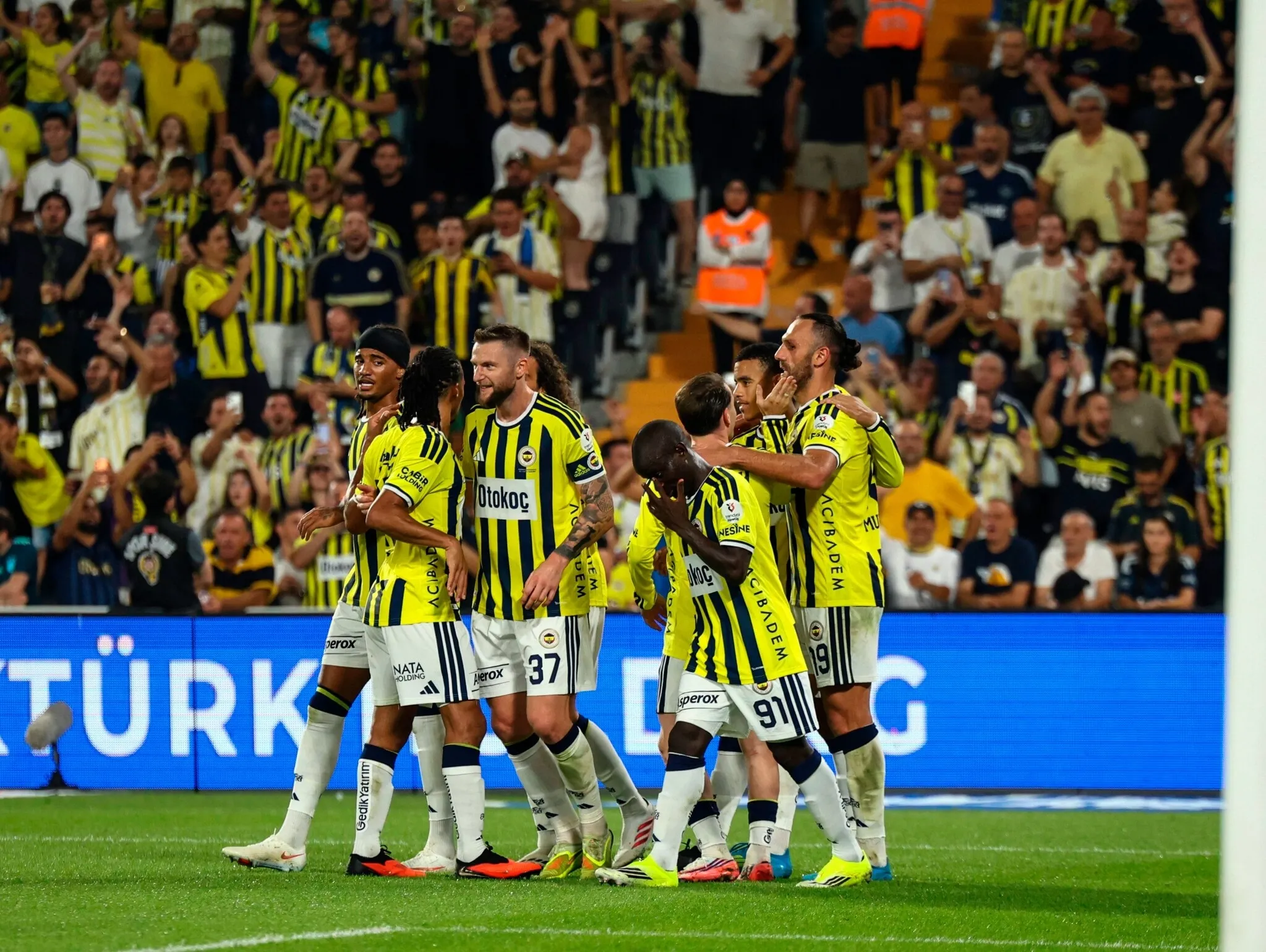 Fenerbahçe'nin kader gecesi! Şampiyonlar Ligi için 90 dakikalık Olimpik Lyon sınavı: İşte muhtemel 11'ler