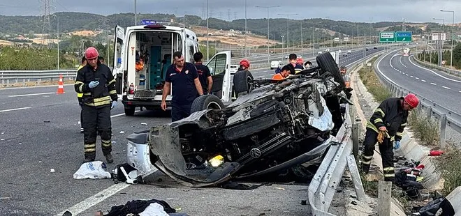 Kuzey Marmara Otoyolu'nda takla atan otomobildeki anne öldü, eşi ve 3 çocuğu yaralandı