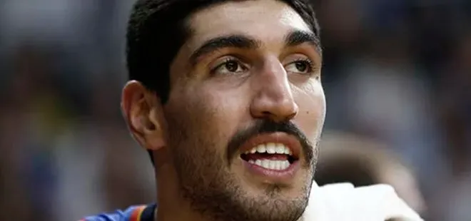 FETÖ’cü Enes Kanter Papa’ya diz çöküp yalvardı! Başkan Erdoğan’ı şikayet etti