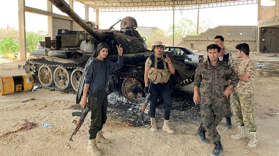 Hafter sırtından vuruldu! "Bazı ülkeler bizi hayal kırıklığına uğrattı!"