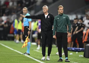 Beşiktaş'ta Ole Gunnar Solskjaer gitti Sergen Yalçın geldi!