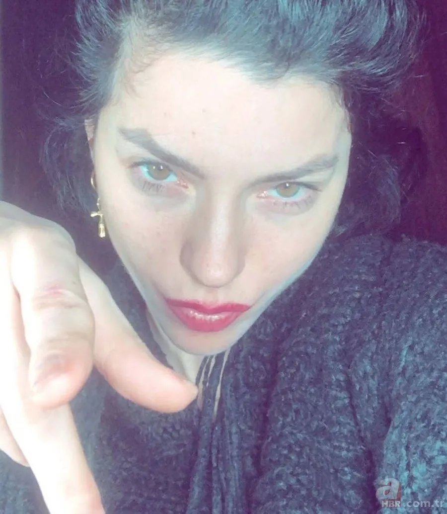 Merve Boluğur saçlarını kısacık kestirdi! Kendisini bakın kime benzetti 10