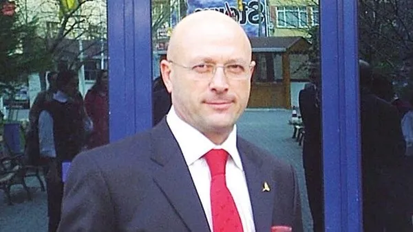 İmam Hatiplilere saldıran Erol Mütercimler’e 'akıl sağlığı' şoku! Bakırköy'e sevki istendi - 2