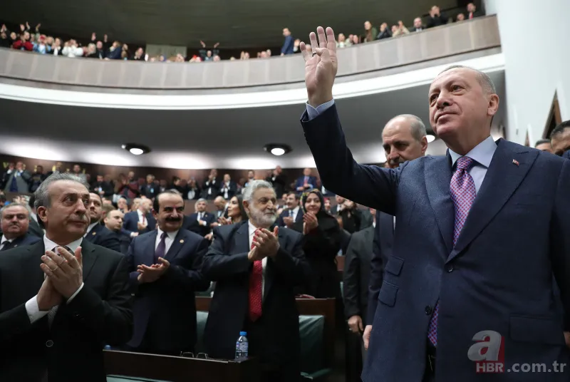 Başkan Erdoğan partilileri selamladı! O anlar böyle görüntülendi... 13