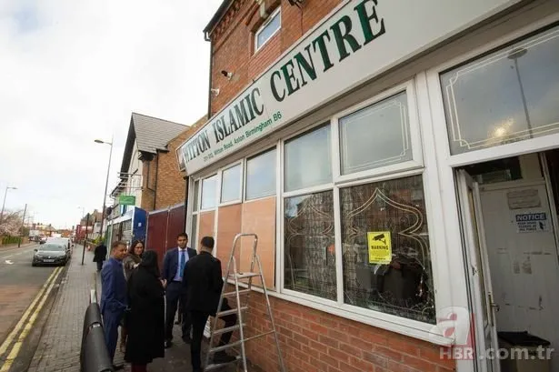 İngiltere Birmingham’da 4 camiye balyozla saldırı