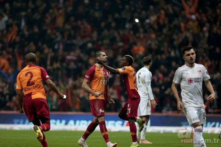 Galatasaray - Sivasspor maçından kareler