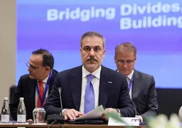 Hakan Fidan SETA'nın "Türkiye Yüzyılı'nda Türk Dış Politikası" etkinliğine konuk olacak