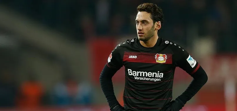 Hakan Çalhanoğlu'na 4 ay futboldan men cezası