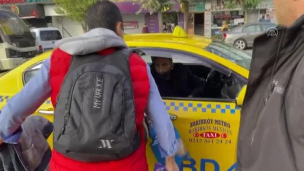 İstanbul’da taksi şoförü ve yolcu arasında kısa mesafe kavgası! İstediğin yere şikayet et