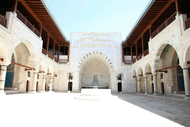sivasta-bulunan-gok-medrese-uluslararasi-fuarda-yerini-aldi-1624888119888.jpg Sivas'ta bulunan Gök Medrese uluslararası fuarda yerini aldı - 1