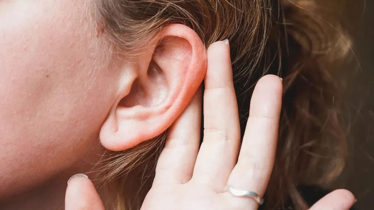 Kulak ağrısını hafife almayın: Ciddi hastalıkların habercisi olabilir