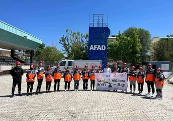 AFAD'tan Bitlis Genç Kızılay ekibine eğitim