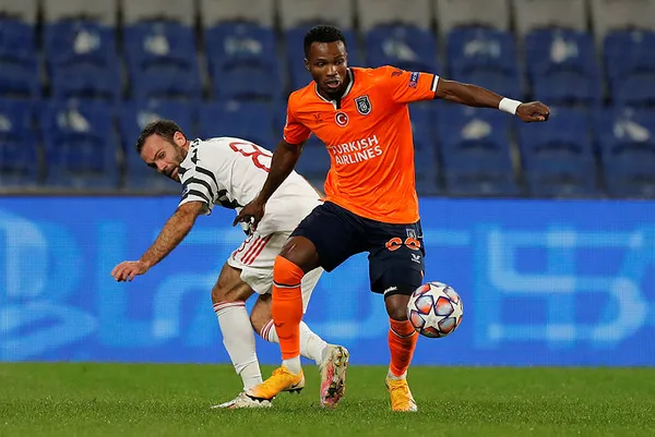 Başakşehir Şampiyonlar Ligi’nde Manchester United 2-1 mağlup etti