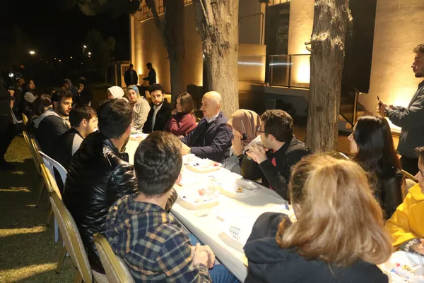 Son dakika: Ulaştırma ve Altyapı Bakanı Adil Karaismailoğlu 2050 yılı ihracat hedefini açıkladı: 500 milyar dolar