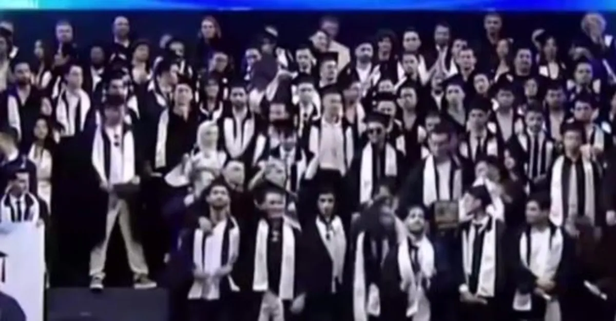 İTÜ mezuniyetinde 28 Şubat kafası hortladı