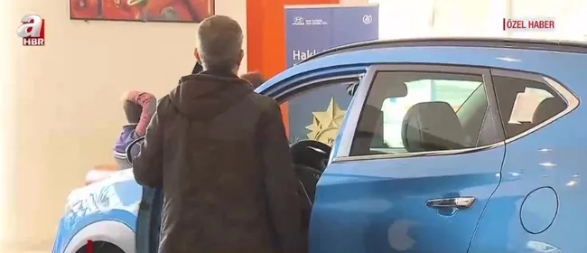 bayiler-sifir-araclarla-doldu-arac-cok-alan-yok-sifir-otomobile-ilgi-buyuyor-1690873494263.jpg Bayiler sıfır araçlarla doldu! Araç çok alan yok, 2. el otomobile ilgi büyüyor - 2
