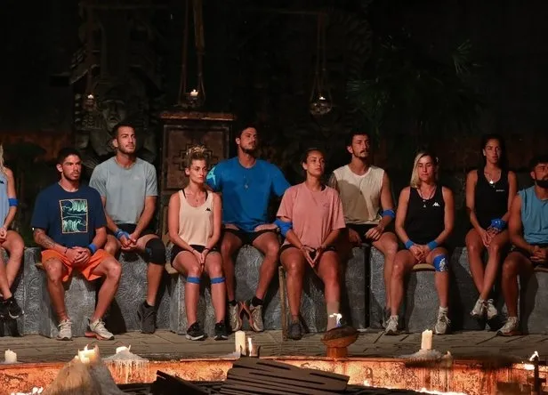 Survivor kim elendi, kim gitti? 4 Nisan Survivor dokunulmazlık oyununu hangi takım kazandı? Gizem mi, Gökhan mı elendi? Eleme konseyi... - 1