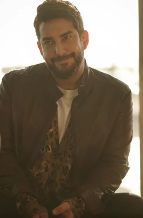 unlu-oyuncu-enis-arikan-tekrar-koronaviruse-yakalandi-saglik-durumu-nasil-1640527964993.jpg Ünlü oyuncu Enis Arıkan tekrar koronavirüse yakalandı! Sağlık durumu nasıl? - 2