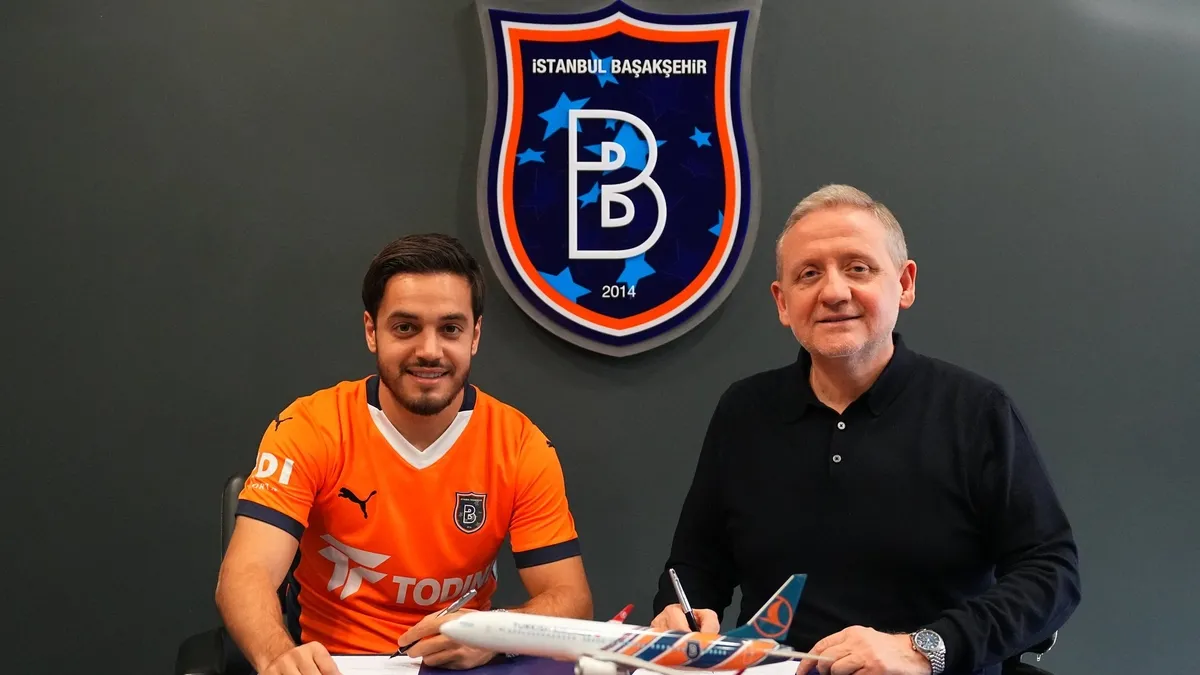 Başakşehir Yusuf Sarı'yı renklerine bağladı