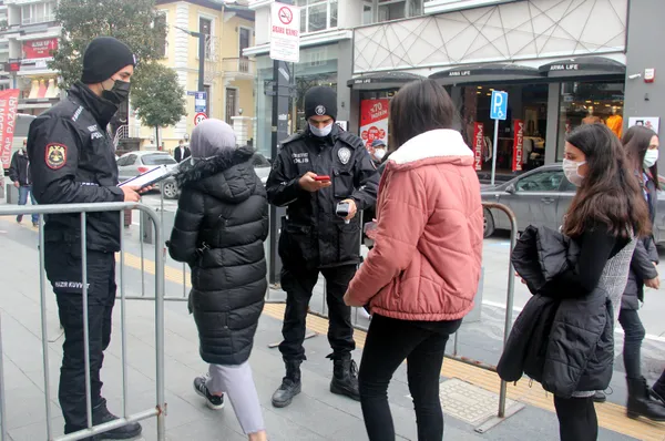 Son dakika: İçişleri Bakanlığı’ndan kademeli normalleşme genelgesi!