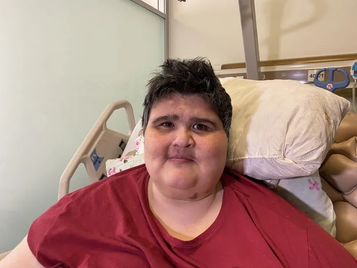 Zayıflamak için internetten aldığı ilaç hayatını kabusa çevirdi! 400 kiloya yaklaştı