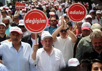 CHP yangın yeri! Parti içinde skandalların ardı arkası kesilmiyor! Özcan'dan Kılıçdaroğlu'na salvo: Zavallısın... Yalan söylüyorsun
