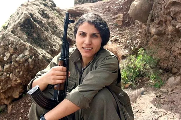 Pençe Kaplan Harekâtı’nda bomba getiren kadın terörist havada vuruldu - 2