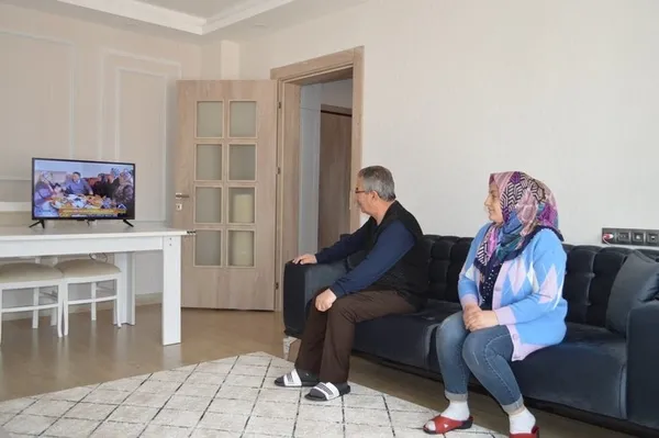 Elazığ'daki TOKİ sahiplerinden samimi sözler: Allah devletimizi başımızdan eksik etmesin - 4